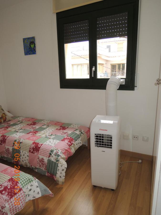 Apartament Besaluアパートメント エクステリア 写真